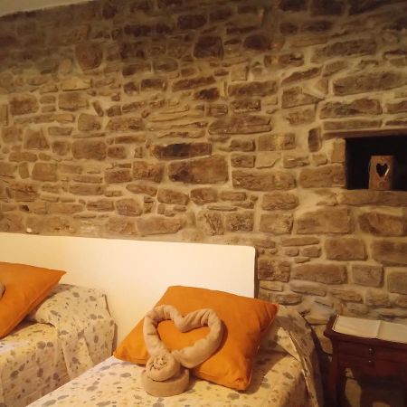 Agriturismo Il Regno Del Marrone Castel del Rio Luaran gambar